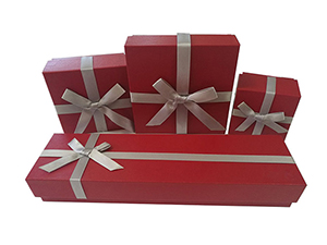 Red PaperJewelry Box Set